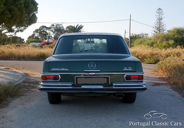 Mercedes Benz 300 SEL 3.5  V8  W109