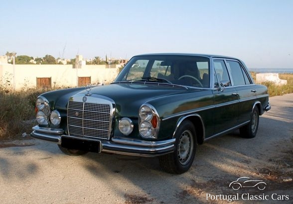 Mercedes Benz 300 SEL 3.5  V8  W109